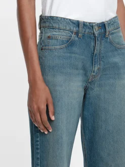 Bernie Relaxed Jean In Mid Blue