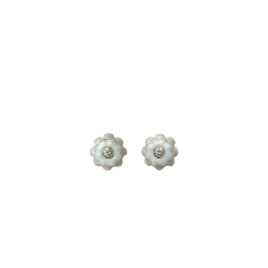 Memento White Mini Flower Earrings